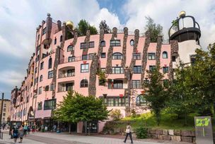 Die Grüne Zitadelle in Magdeburg Die Grüne Zitadelle in Magdeburg