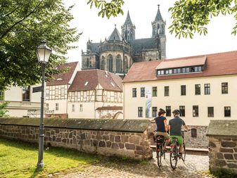 Radfahrer unterwegs in Magdeburg Radfahrer unterwegs in Magdeburg